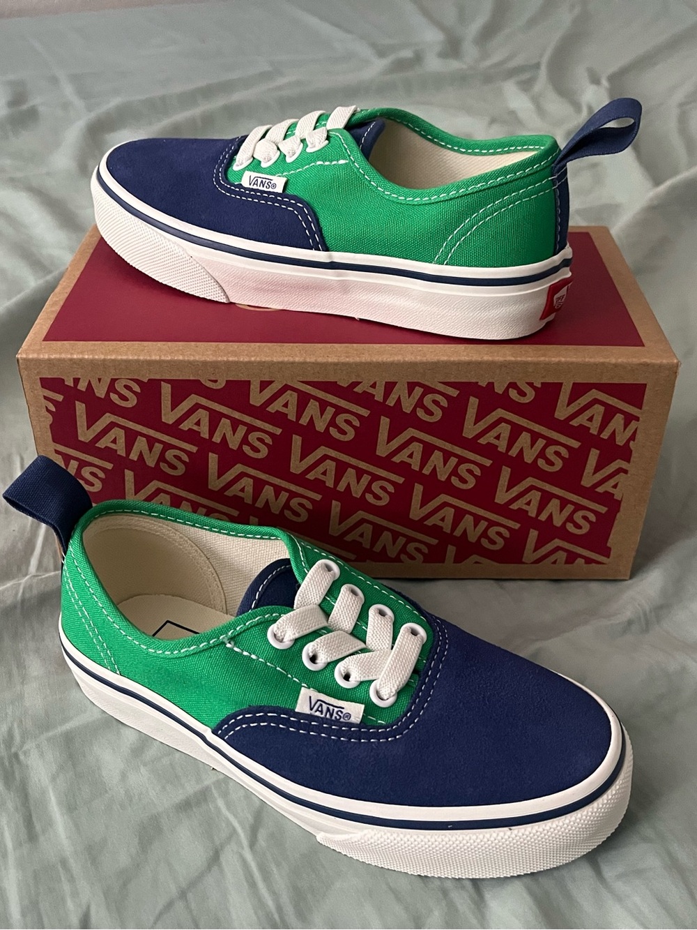 Vans Green & Navy Low-Top Canvas Sneakers